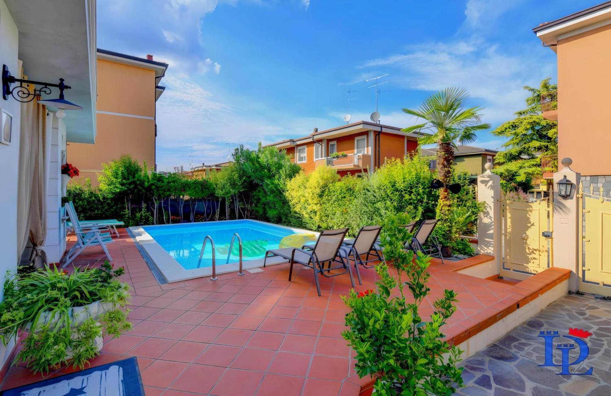 Desenzanoloft Official Partner Marriott Homes & Villas - Garden & Pool Desenzano del Garda Buitenkant foto